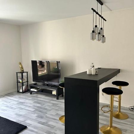 Appartement 85M2 La Defense, Free Parking,Balcony Courbevoie Buitenkant foto